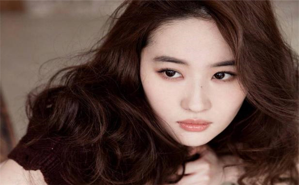 劉亦菲麪相