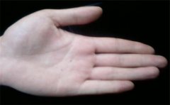 手指姿态看性格 伸手的不同方式 透露不同的性格