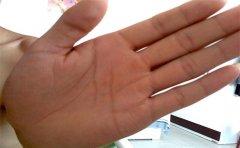 冷酷无情的手相，这样的人性格孤僻