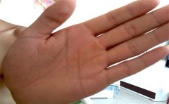 孤单一辈子的手相，但愿你不要有，始终有人爱