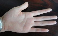 手掌小手指短手相之人性格和运势分析