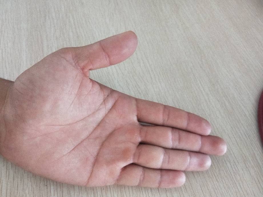 男人手上纹路杂乱聪明 男生手上纹路